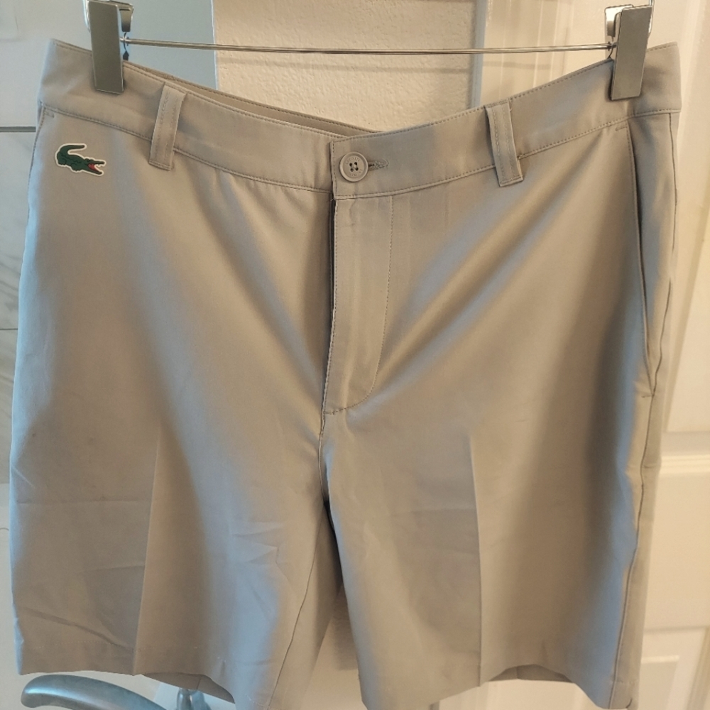 Lacoste golf shorts in Grey size 32 Slim